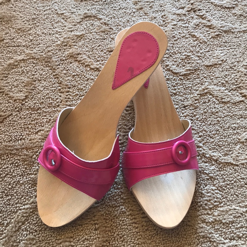 Super cute bright pink shoes from Paris, France